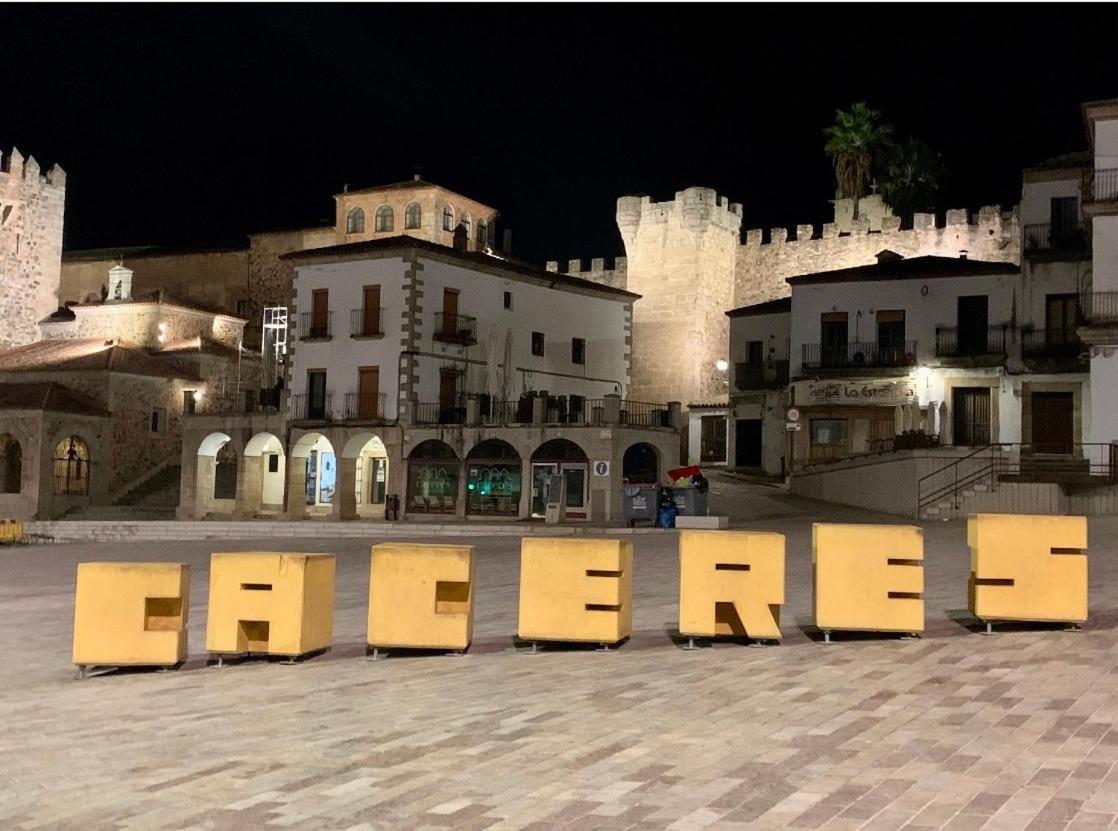 Puerta De Caceres Apartamento 4 外观 照片